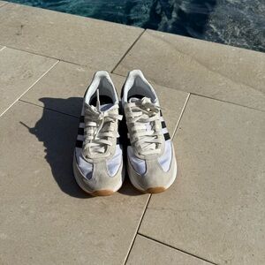 adidas CloudFoam Comfort Sneakers size 8.5